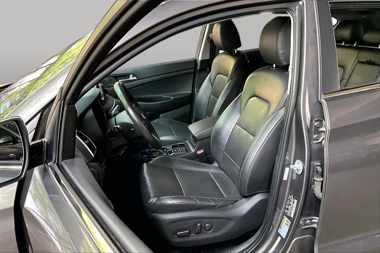 Used 2020 Hyundai Tucson Ultimate w/ Cargo Package AWD/4WD image 7