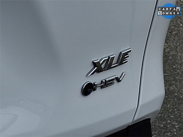Used 2025 Toyota RAV4 XLE image 32