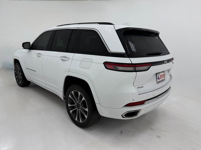 Used 2023 Jeep Grand Cherokee Overland image 18