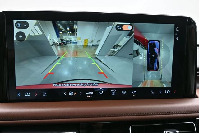 Certified 2025 Lincoln Aviator Reserve w/ Illumination Package AWD/4WD image 17