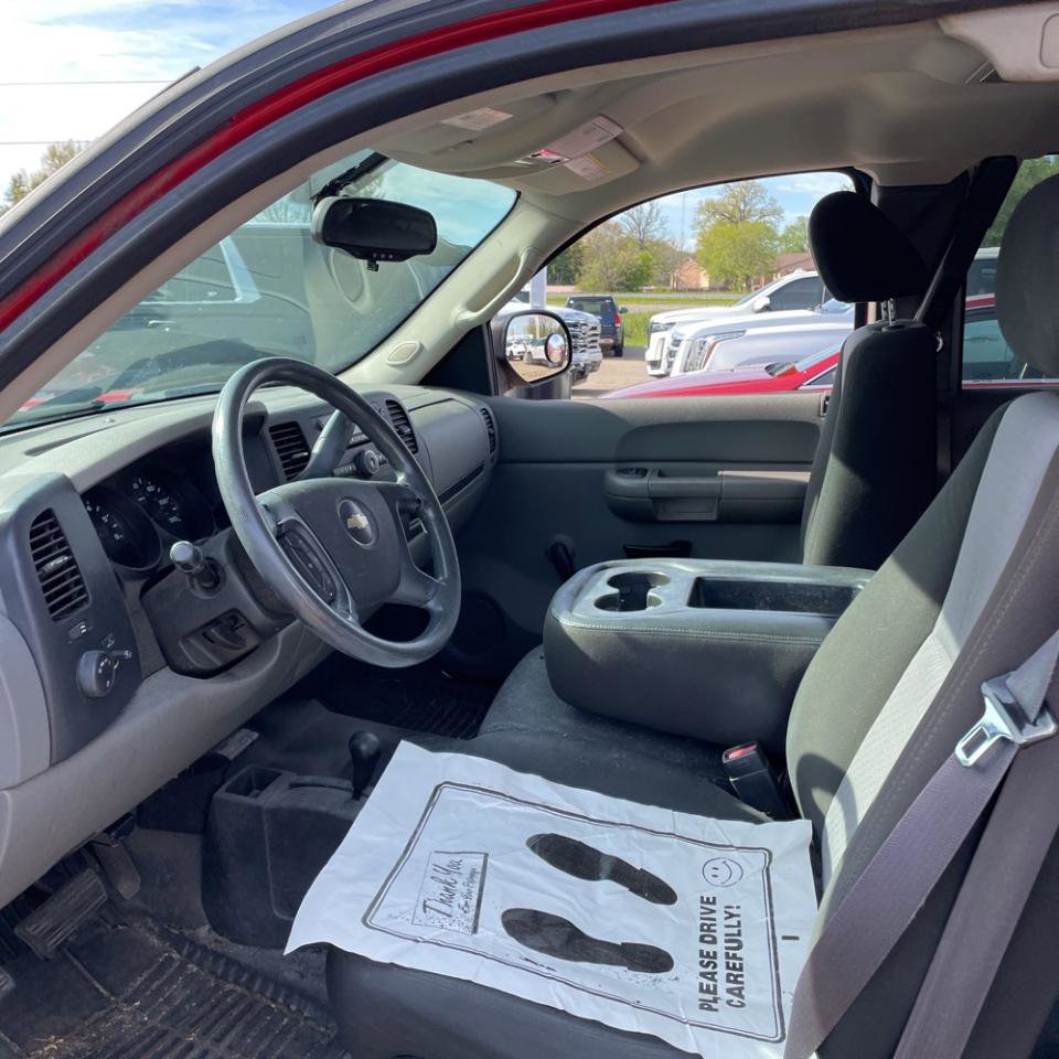 Used 2009 Chevrolet Silverado 1500 W/T AWD/4WD image 9