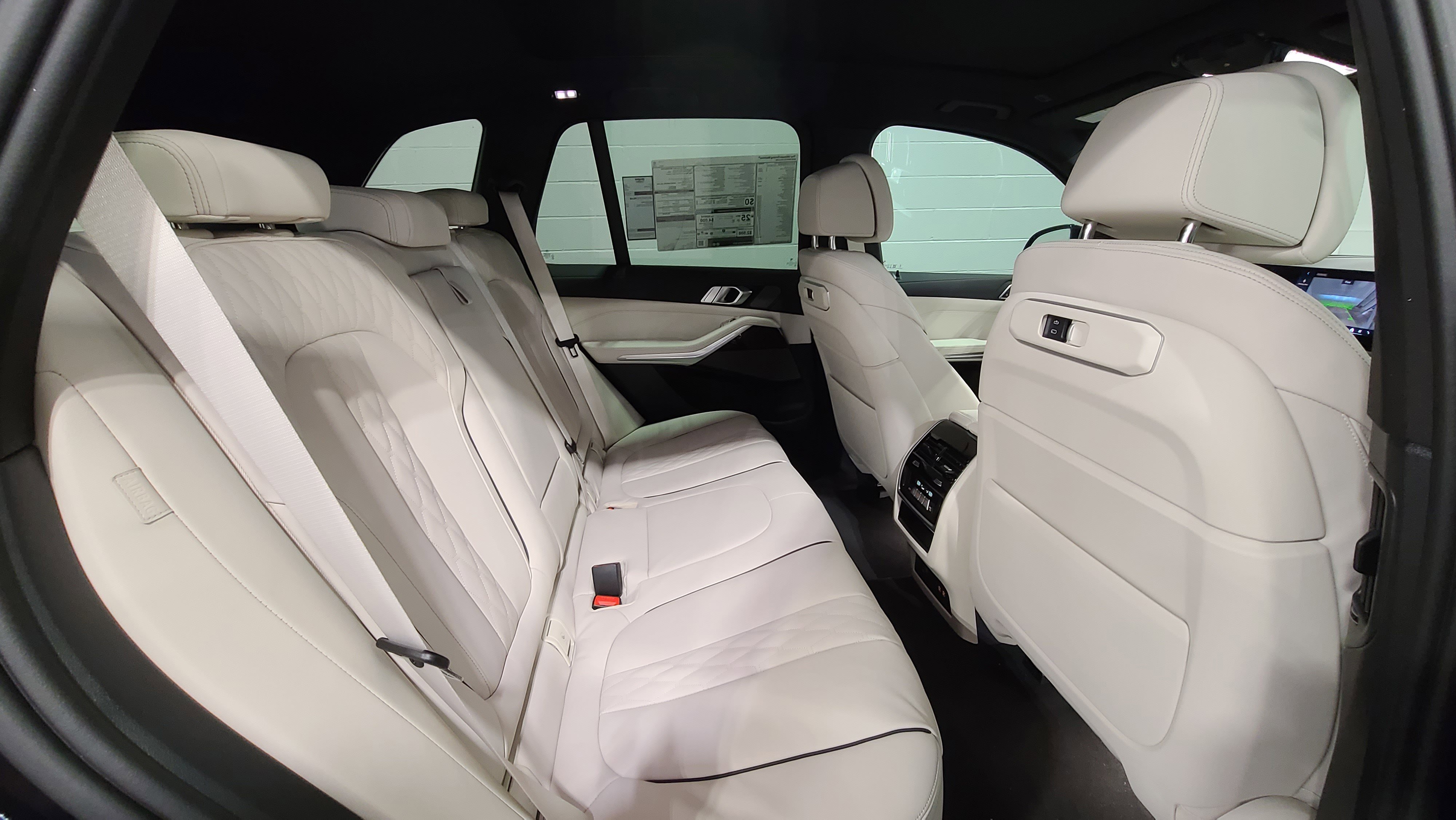 New 2026 BMW X5 xDrive40i w/ M Sport Package image 27