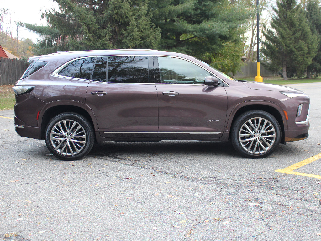 Certified 2026 Buick Enclave Avenir w/ Super Cruise Package image 12