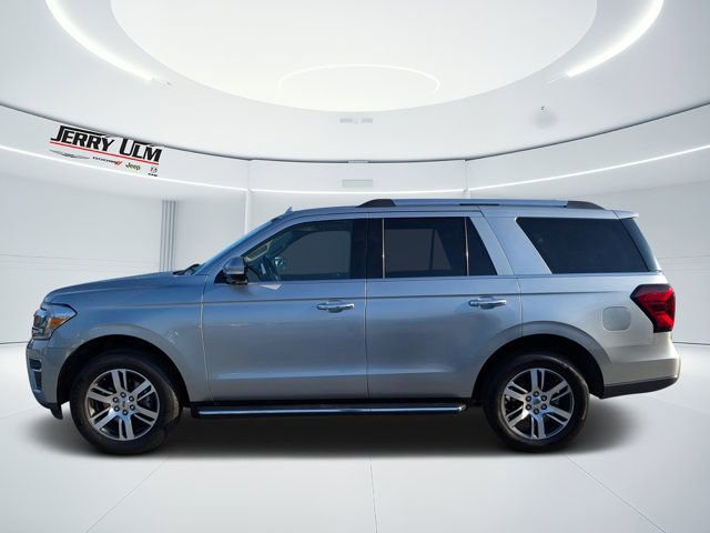 Used 2022 Ford Expedition Limited image 6