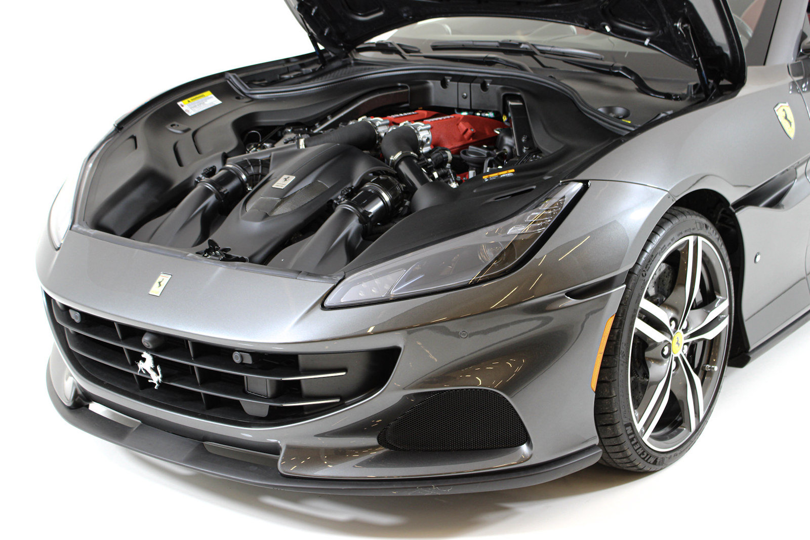 Certified 2022 Ferrari Portofino M RWD image 60