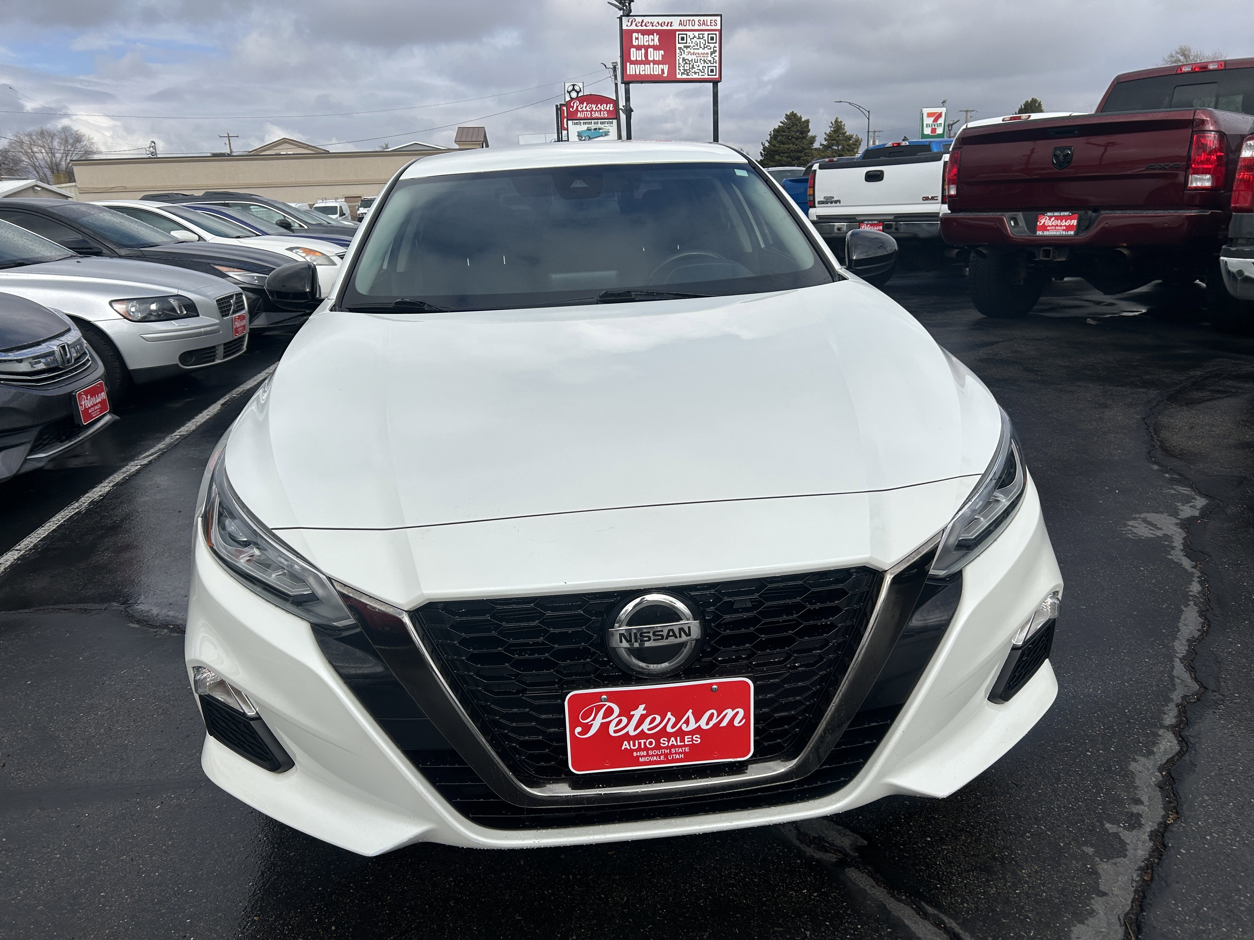 Used 2022 Nissan Altima 2.5 SR image 3