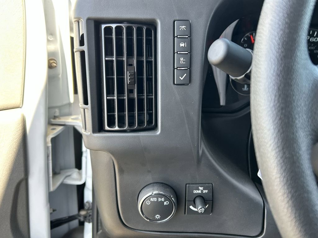 New 2025 GMC Savana 3500 Work Van w/ Power Convenience Package image 17
