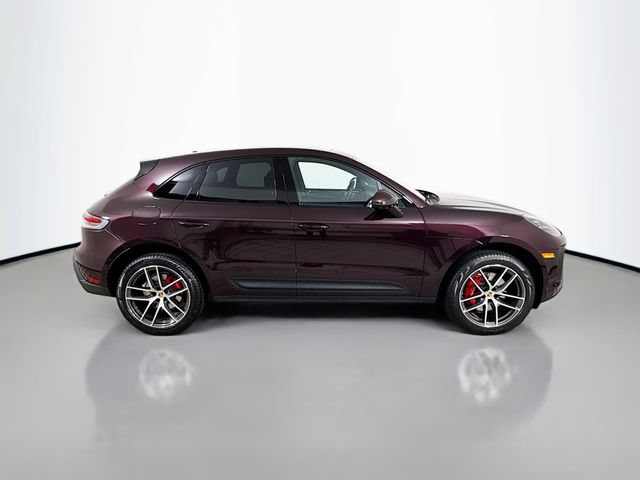 Certified 2025 Porsche Macan S AWD/4WD image 8
