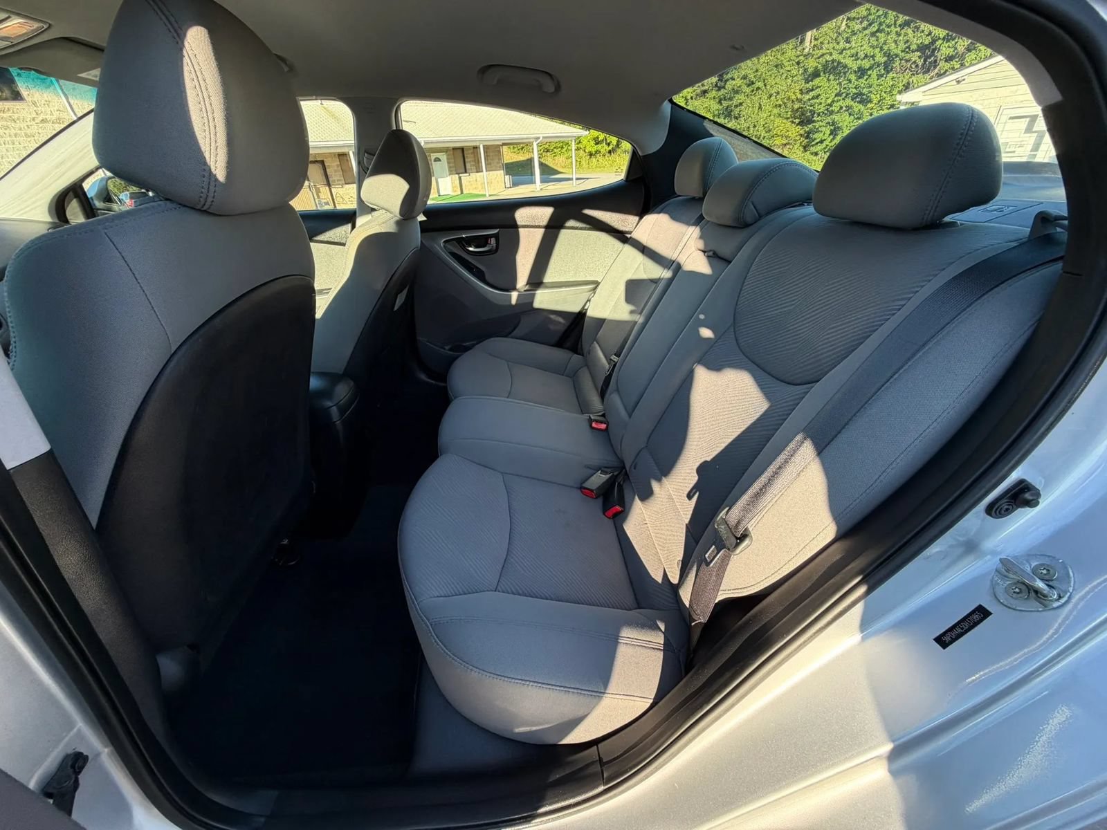 Used 2013 Hyundai Elantra GLS FWD image 14