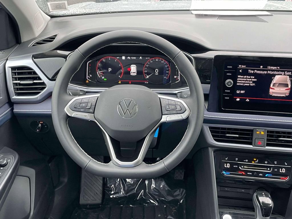 New 2026 Volkswagen Taos SEL AWD/4WD image 14