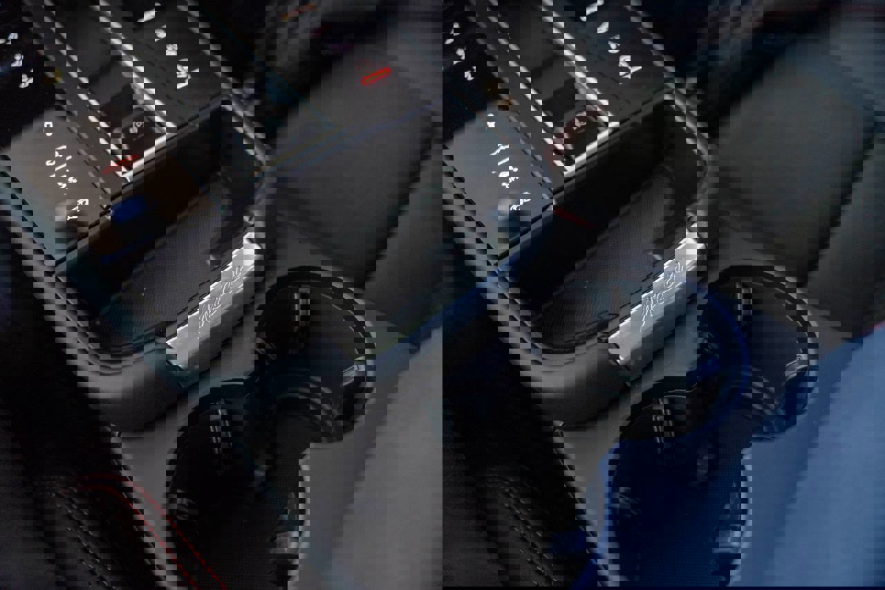 New 2026 Porsche Macan GTS image 19