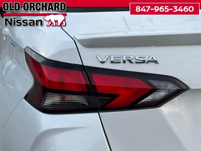 Used 2023 Nissan Versa SR w/ Trunk Package FWD image 9