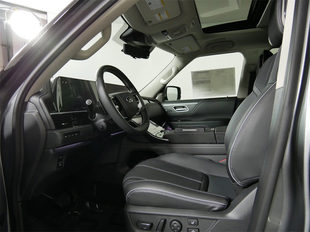 New 2025 INFINITI QX80 Sensory image 11