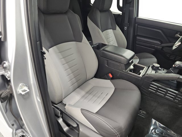 Certified 2025 Toyota Tacoma TRD Off-Road AWD/4WD image 36