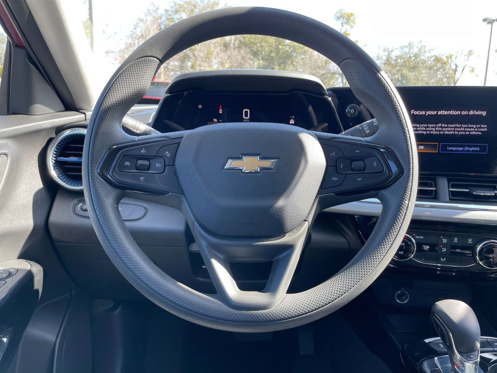 Used 2025 Chevrolet Trax LT image 27