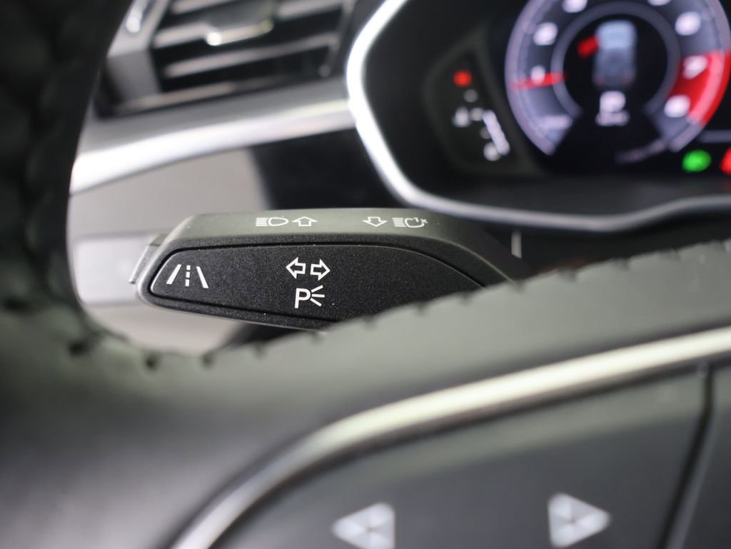 Used 2020 Audi Q3 2.0T Premium Plus image 30