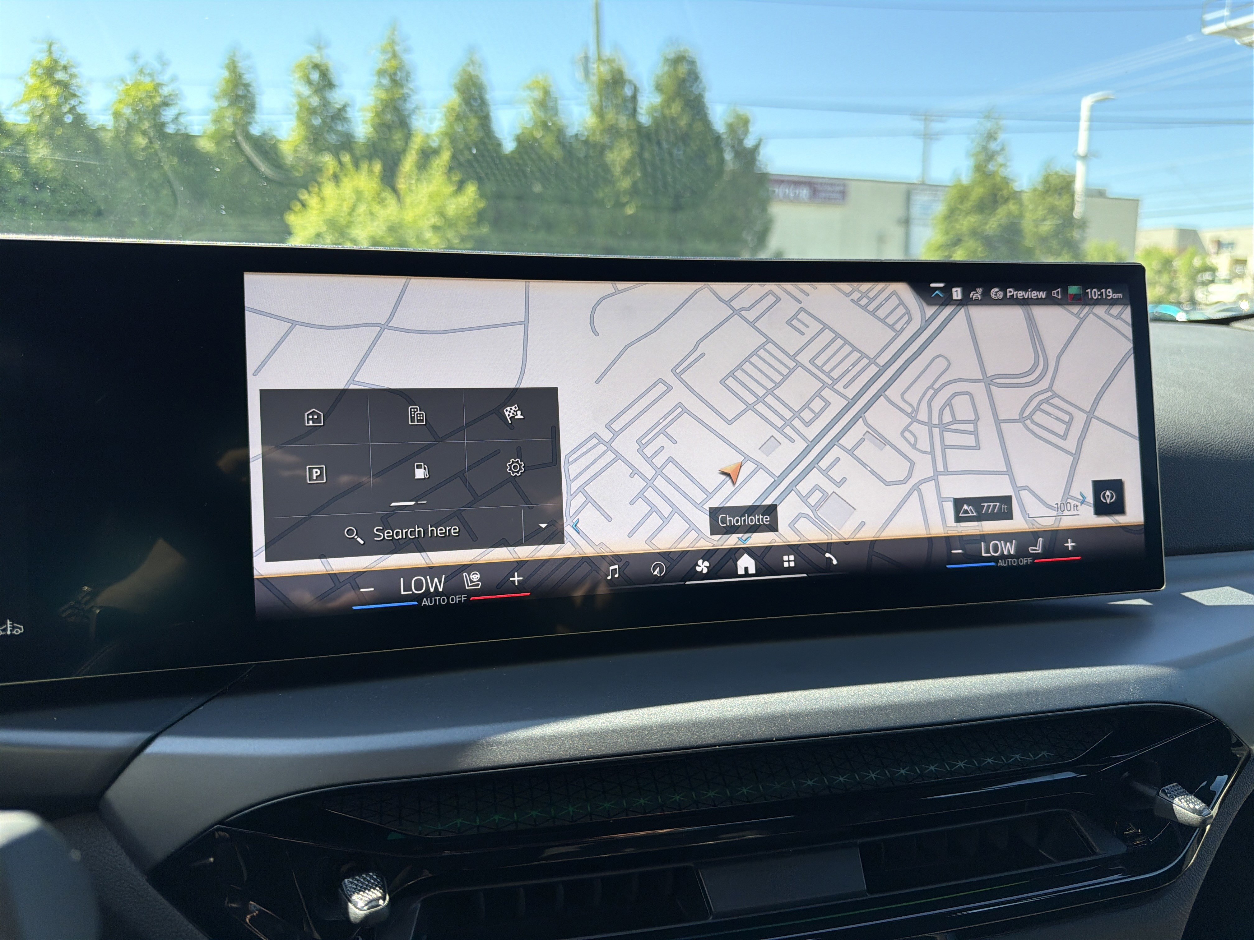 Used 2025 BMW 230i Coupe RWD image 24