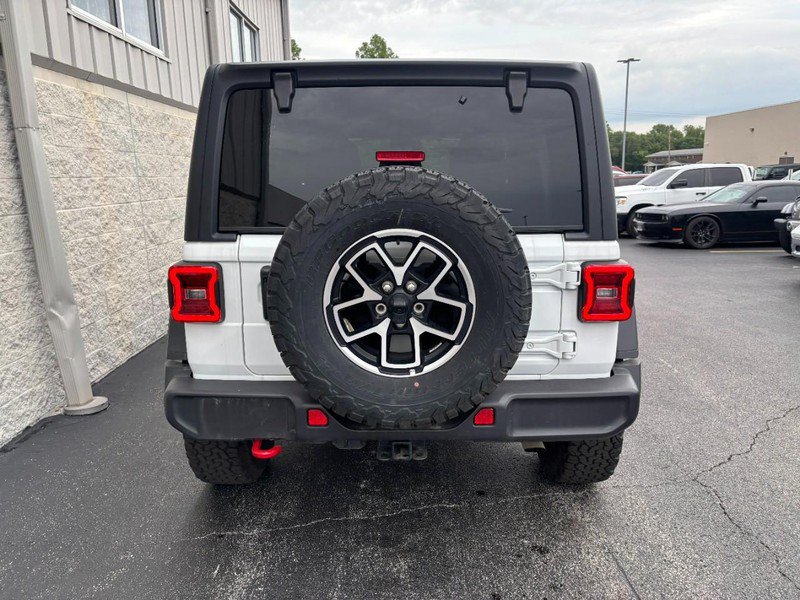 Used 2026 Jeep Wrangler Unlimited Rubicon w/ Technology Group AWD/4WD image 4
