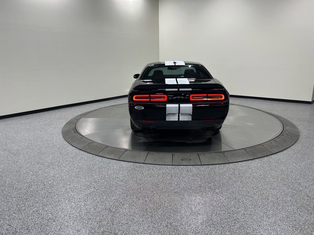 Used 2019 Dodge Challenger R/T w/ Blacktop Package image 7