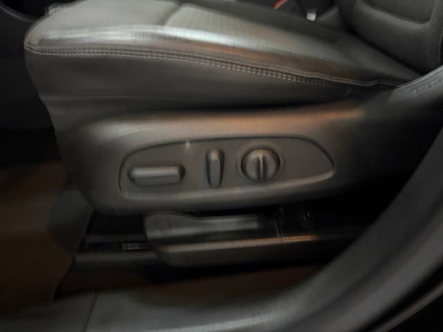 Used 2023 Buick Encore GX Preferred w/ Cold Weather Comfort Package FWD image 31