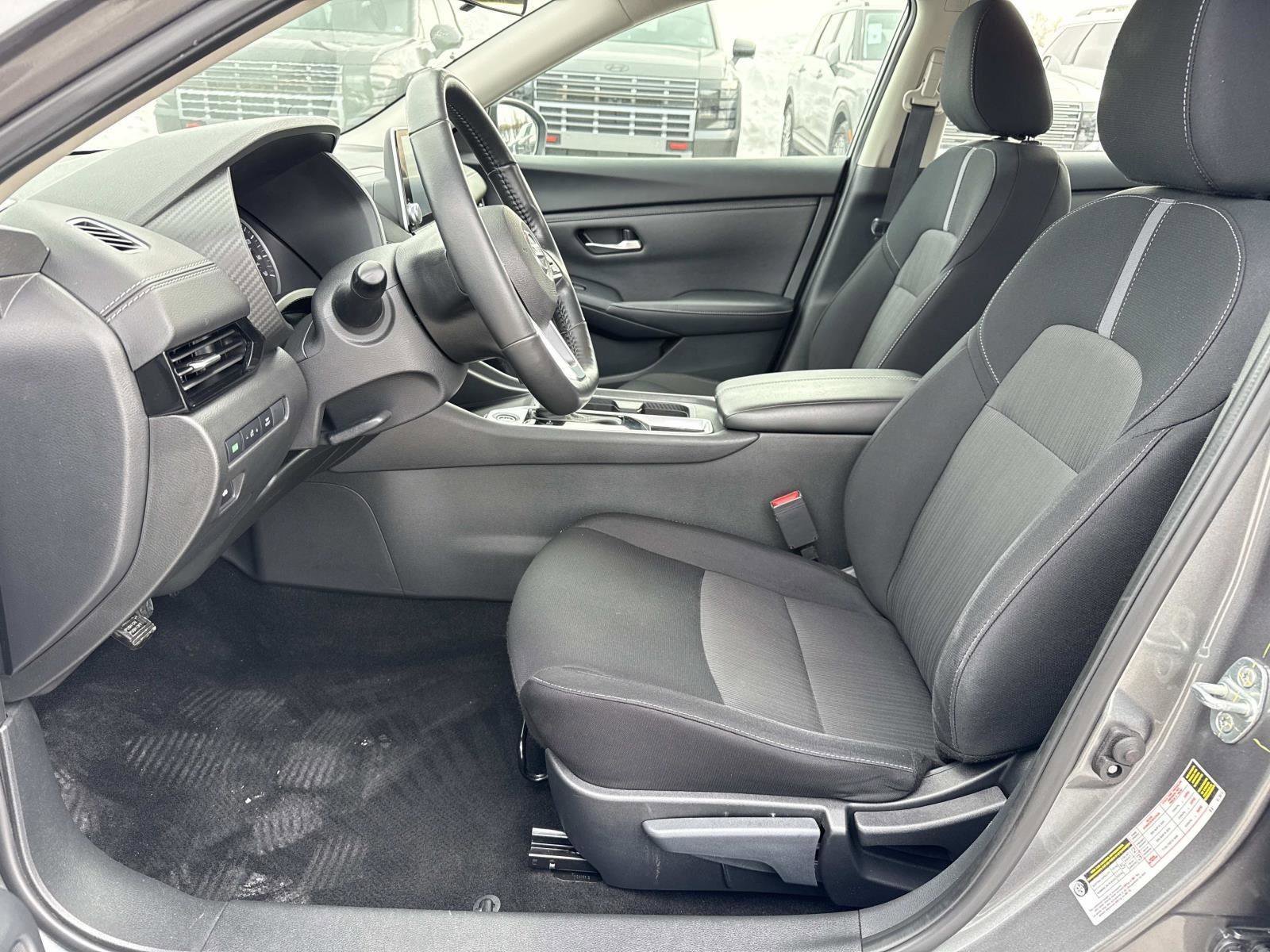 Used 2023 Nissan Sentra SV w/ All-Weather Package image 23