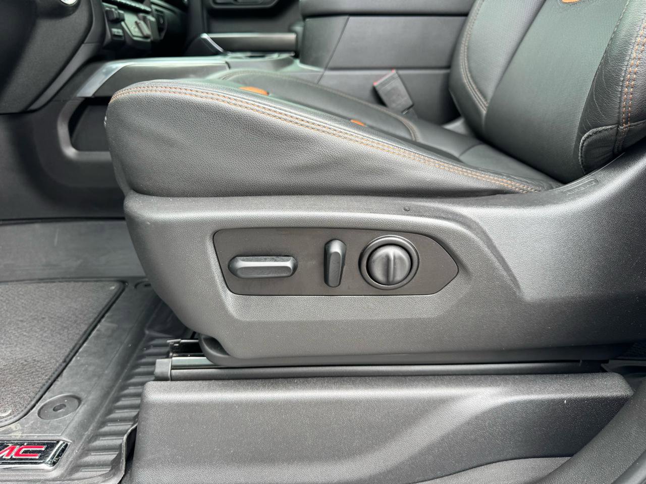 Used 2021 GMC Sierra 1500 AT4 w/ AT4 Value Package image 20