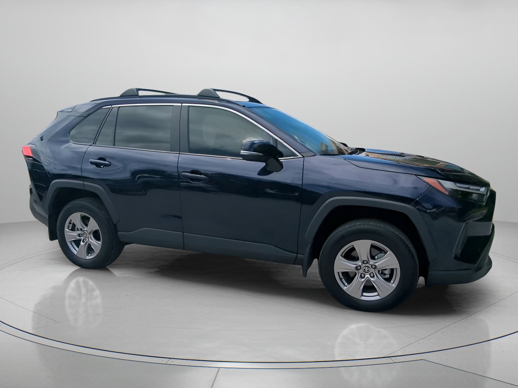 Used 2025 Toyota RAV4 XLE w/ Convenience Package FWD image 36
