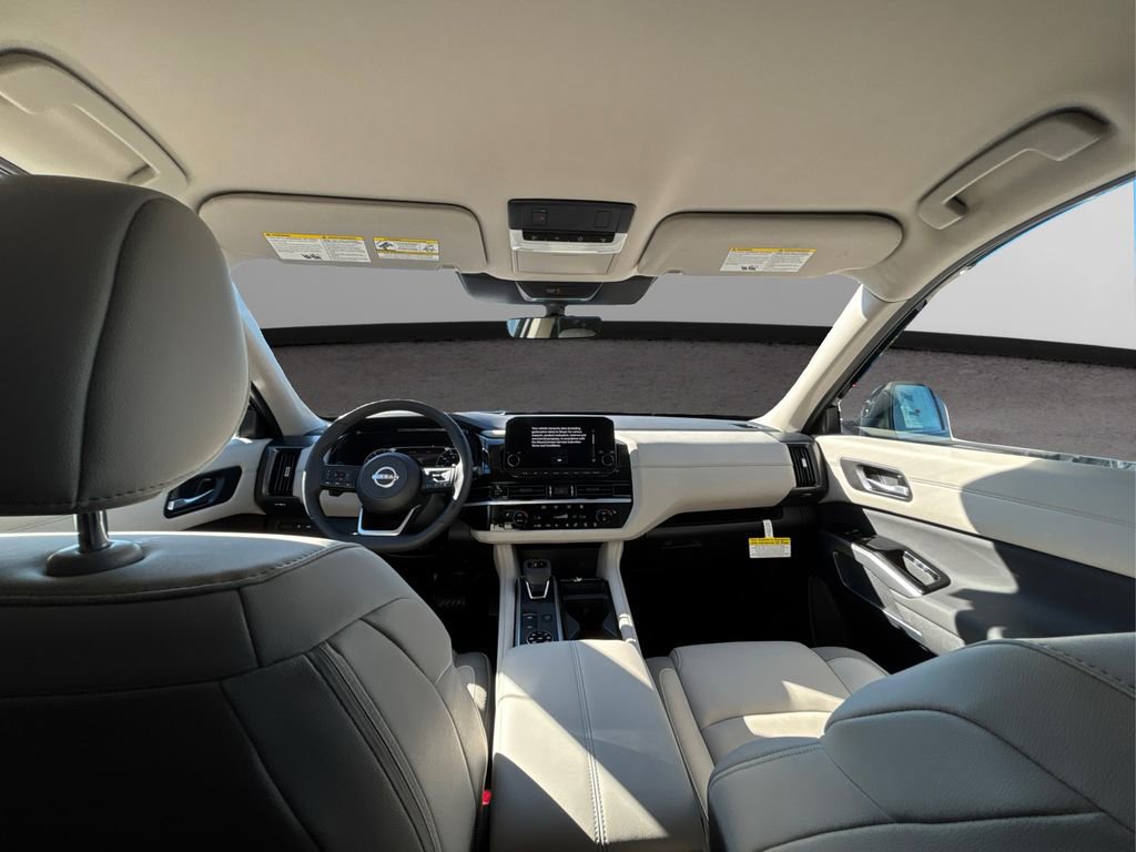 New 2025 Nissan Pathfinder SL image 25