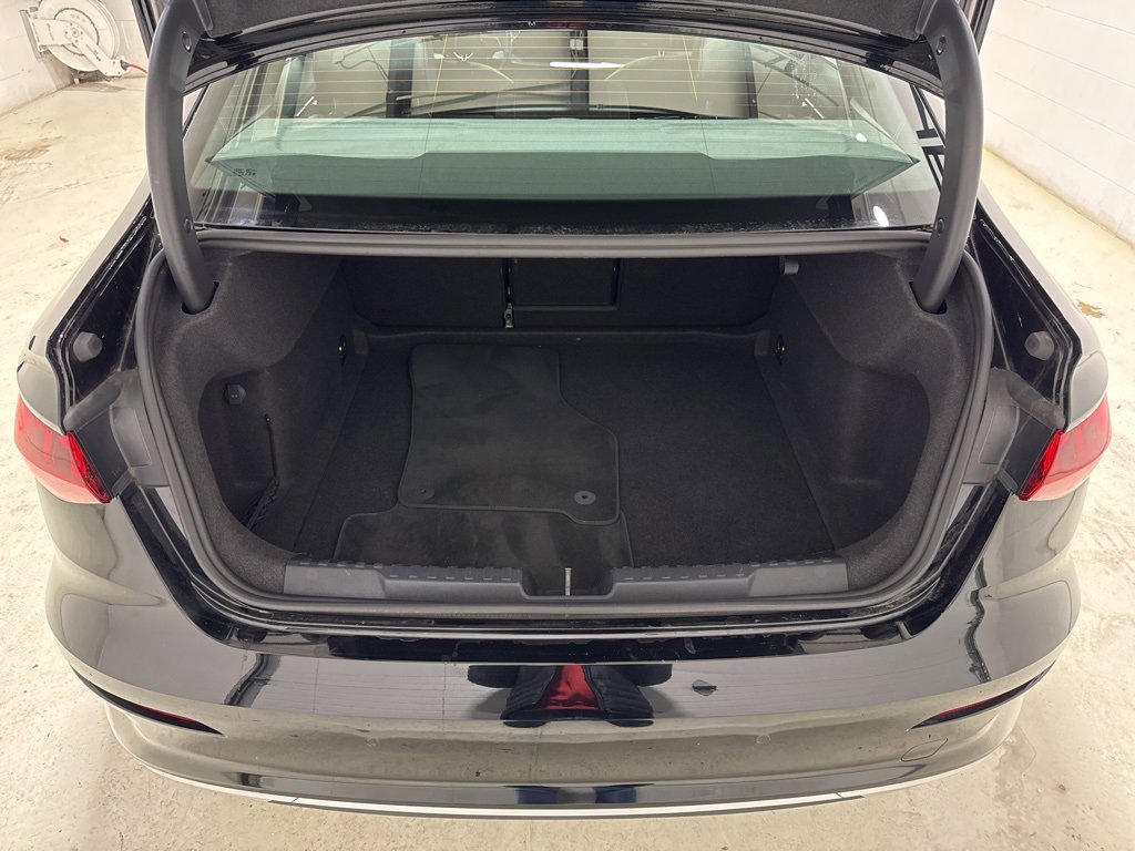 Used 2024 Audi A3 2.0T Premium image 33