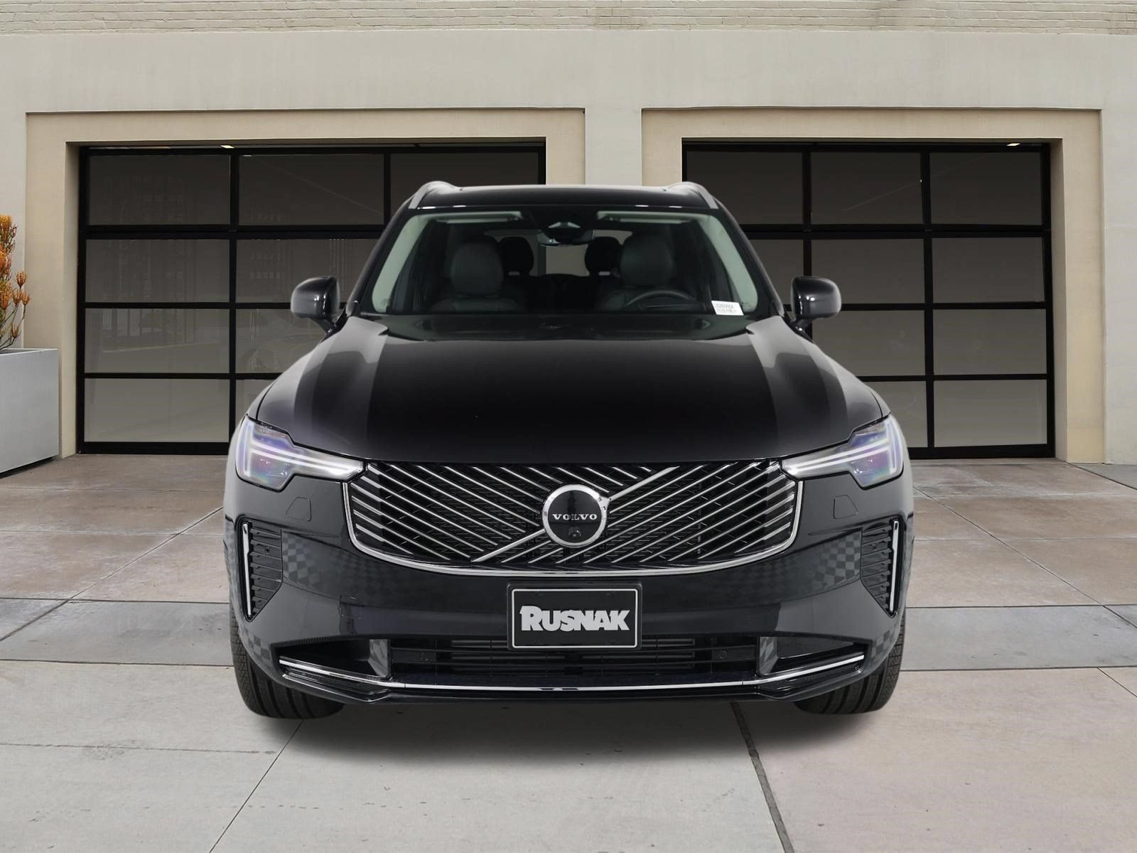 New 2026 Volvo XC90 T8 Ultra w/ Protection Package AWD/4WD image 2