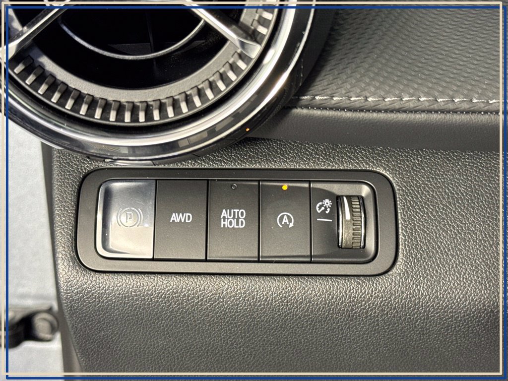 Certified 2026 Chevrolet Equinox LT AWD/4WD image 23
