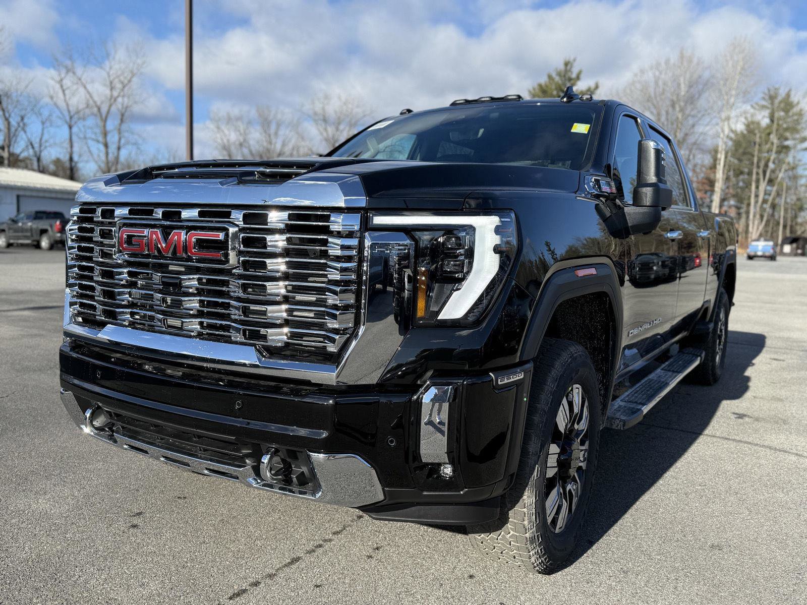 New 2026 GMC Sierra 2500 Denali w/ Denali Reserve Package image 9