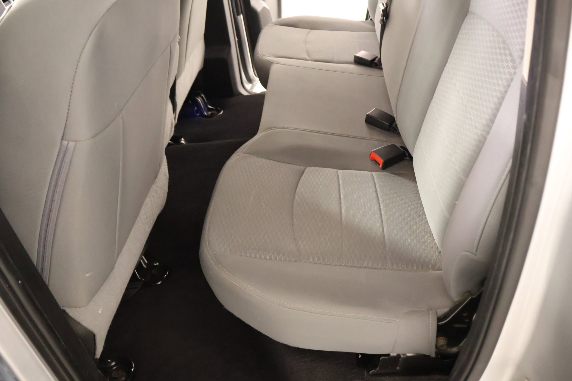 Used 2018 RAM 1500 Classic SLT image 11