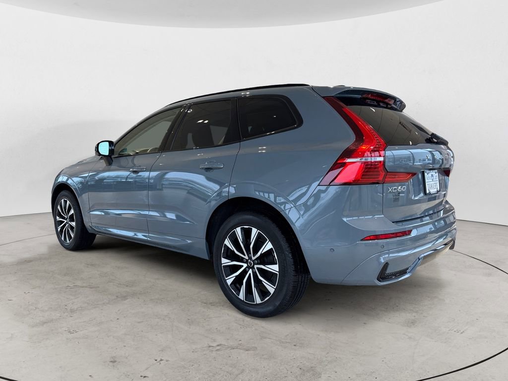 Certified 2023 Volvo XC60 B5 Plus w/ Climate Package image 4