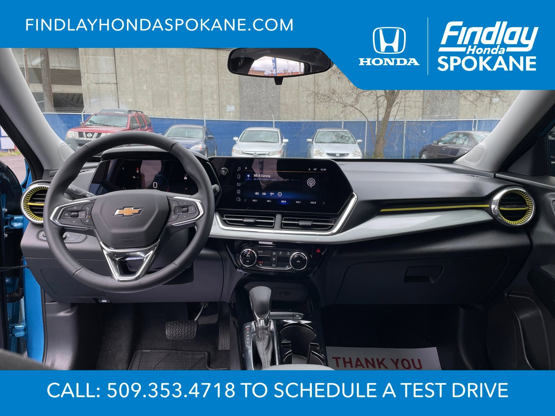 Used 2025 Chevrolet Trax LT w/ LT Convenience Package image 22