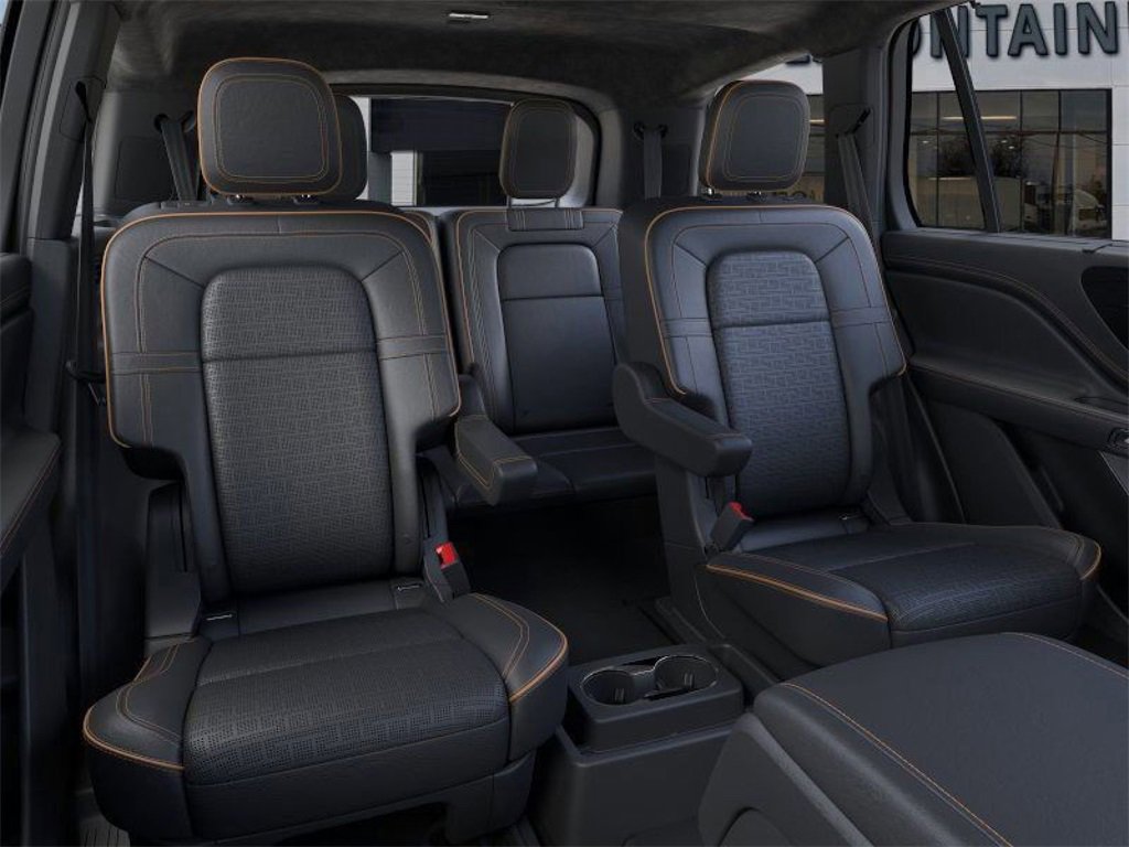 New 2025 Lincoln Aviator Black Label w/ Black Label Special Edition image 11