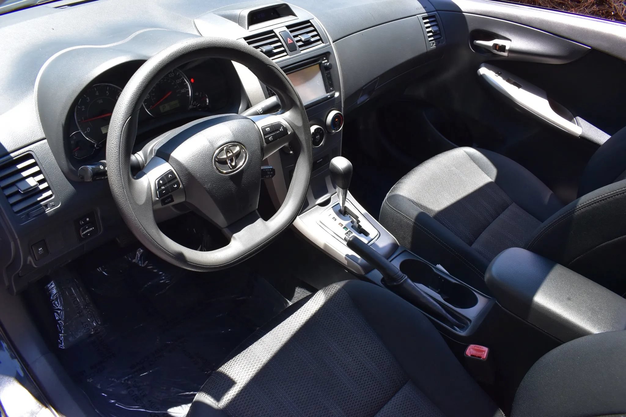 Used 2013 Toyota Corolla S w/ Premium Pkg FWD image 7