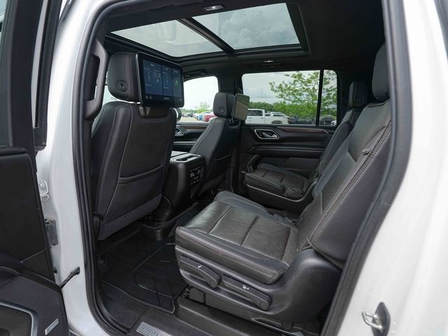 Used 2021 Chevrolet Suburban High Country AWD/4WD image 18