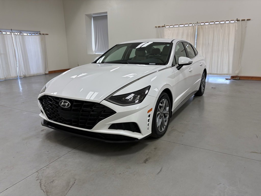 Used 2023 Hyundai Sonata SEL w/ Preferred Accessory Package image 4