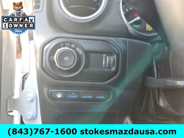 Used 2023 Jeep Wrangler Unlimited Sahara w/ Cold Weather Group image 17