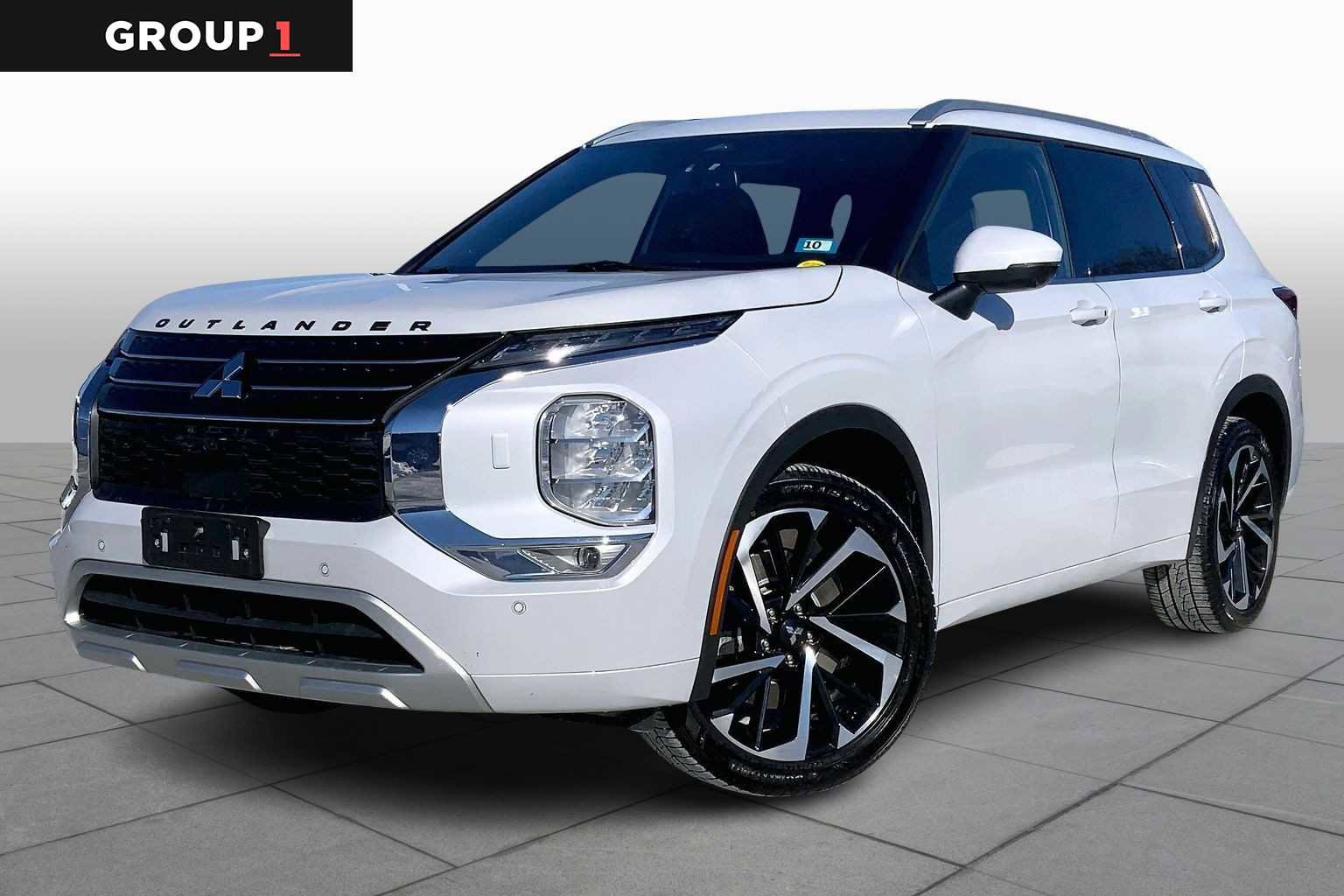 Used 2022 Mitsubishi Outlander SEL image 1