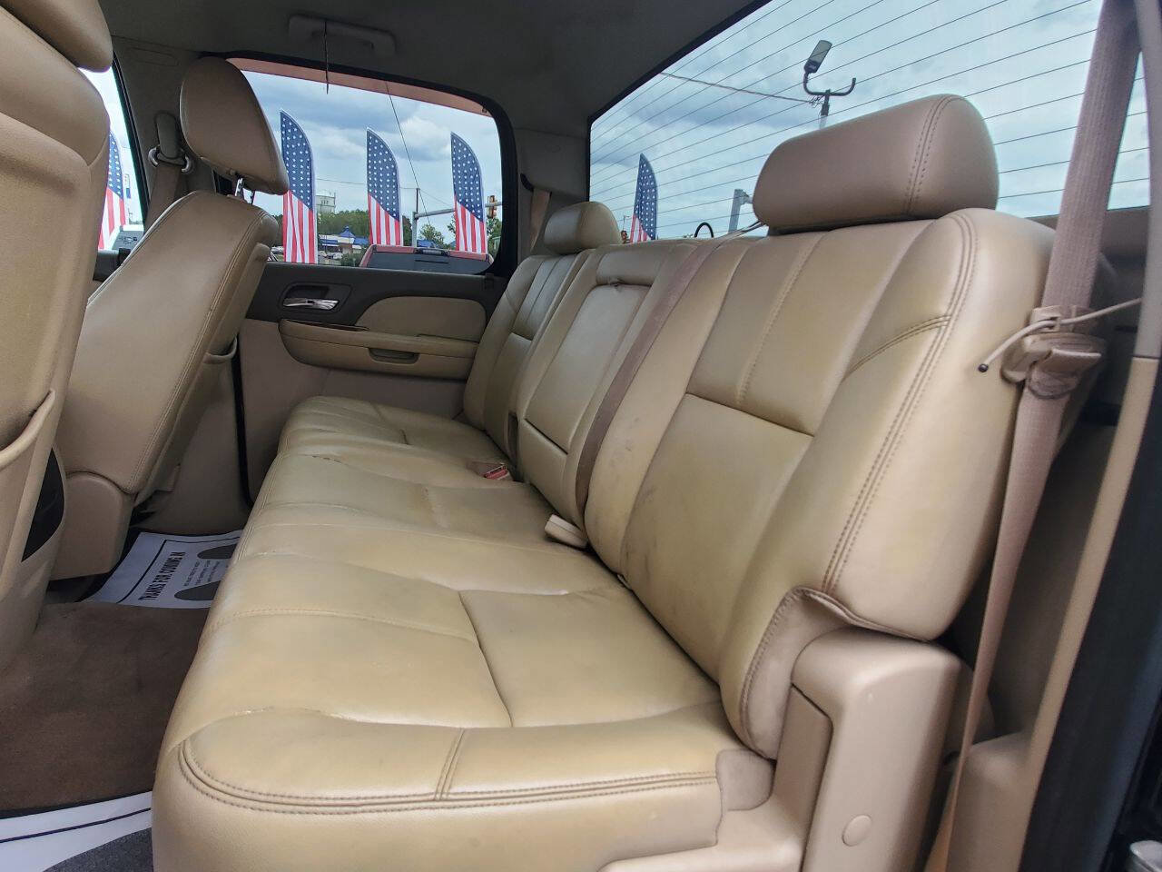 Used 2009 Chevrolet Silverado 2500 LTZ w/ Suspension Package, Off-Road image 7