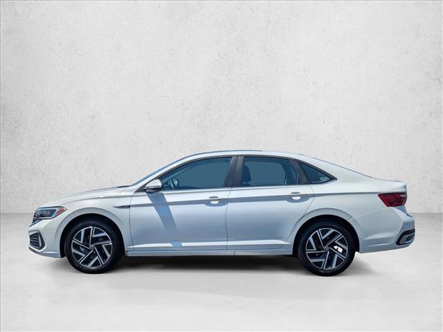 Used 2024 Volkswagen Jetta SEL FWD image 9