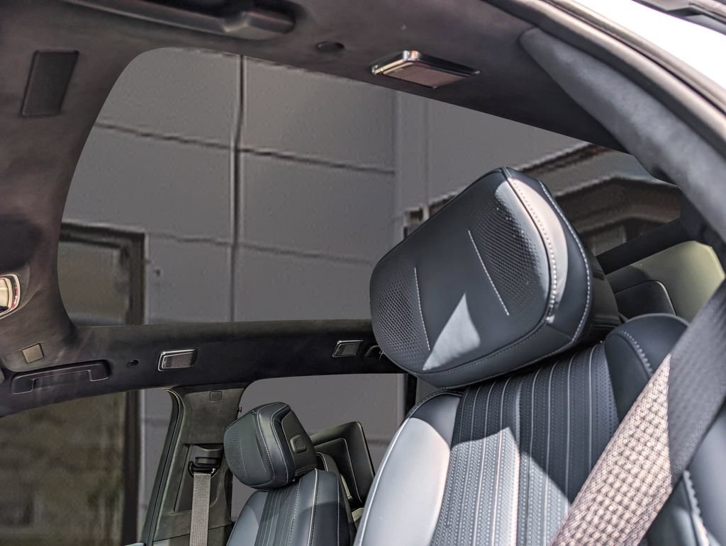 New 2026 Cadillac Escalade IQ Luxury 2 AWD/4WD image 15