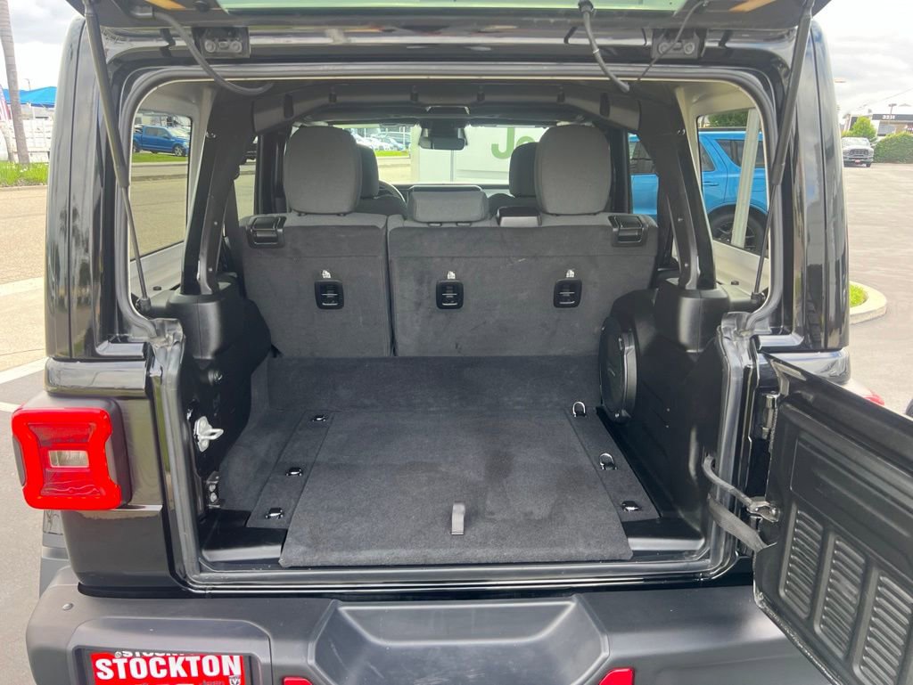 Used 2025 Jeep Wrangler Backcountry 4xe AWD/4WD image 45