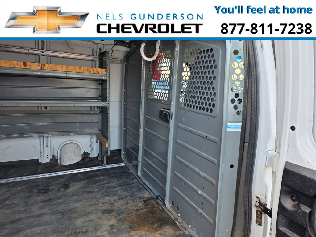 Used 2016 Chevrolet Express 3500 RWD image 9