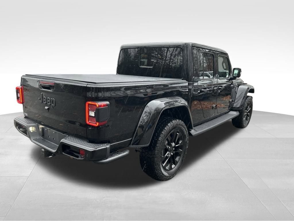 Used 2023 Jeep Gladiator Overland image 5