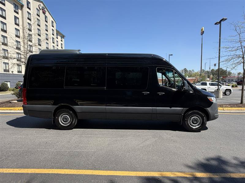 Used 2025 Mercedes-Benz Sprinter 2500 image 7