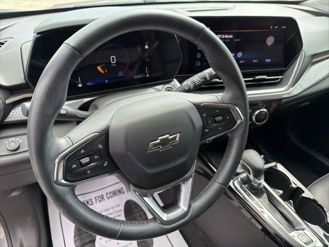 Used 2024 Chevrolet Trax ACTIV w/ Sunroof Package image 27