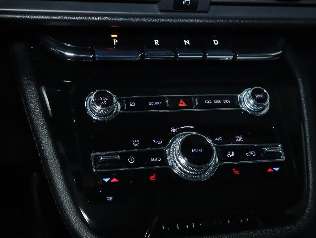 Used 2022 Lincoln Corsair Reserve image 28